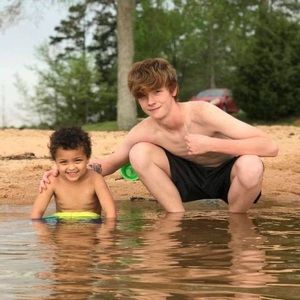 Meet your Posher, Beau